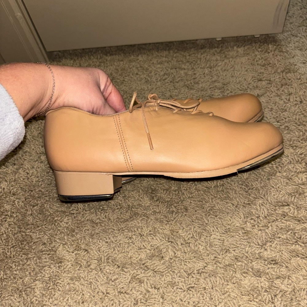 Capezio Women’s Cadence Tap Shoes - Picture 2 of 5